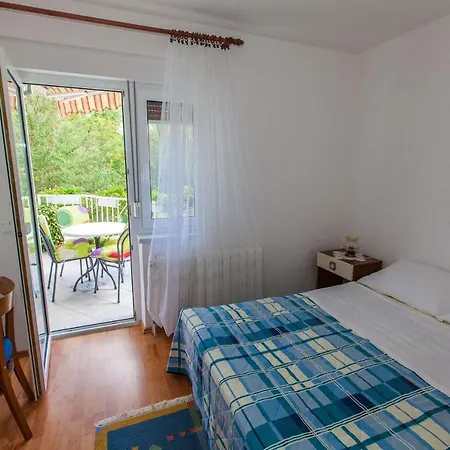 Apartament Karla